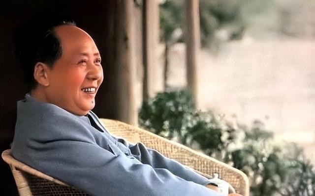 中央领导逝世最新消息与小巷独特小店探索之旅回顾